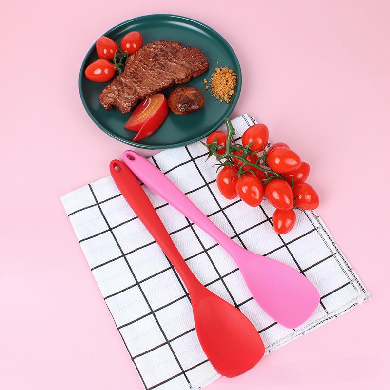 1PC Silicone Flat Head Shovel Integrated all Inclusive Salad Spoon non Stick Pot Spatula Silicone Kitchen Utensils