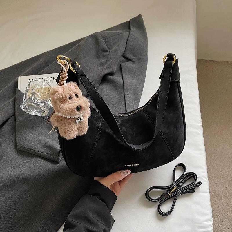 Niche retro suede dumpling bag autumn and winter new fashion matte shoulder bag commuter armpit bag