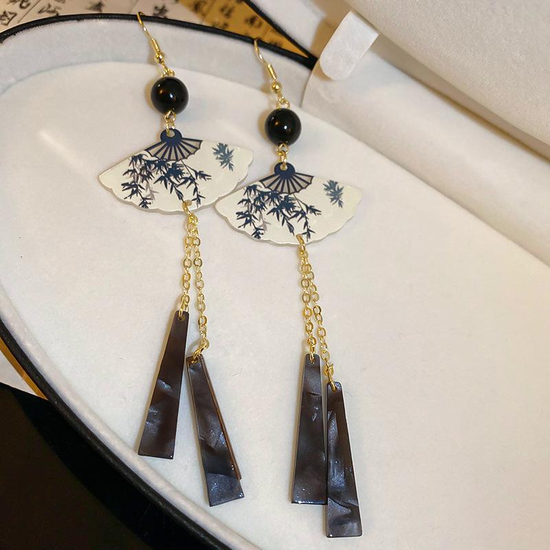 New Chinese Style Oil Drop Butterfly Flower Gourd Pearl Fringed Earrings Retro Ear Hook Light Luxury National Style Earrings Women