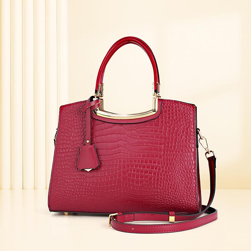 

Red Bag Female Mother Wedding Bag Crocodile Pattern Wedding Ladies Handbag Mother-In-Law Birthday Gift Female Bag бордовый