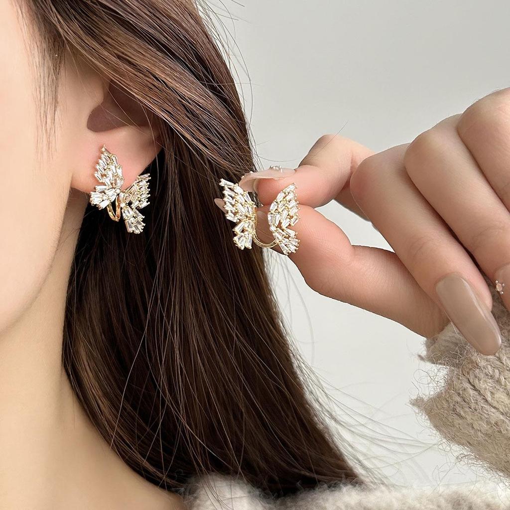 Elegant Zircon Butterfly Earrings for Women - High-End, Versatile Design for a Face-Slimming Look.