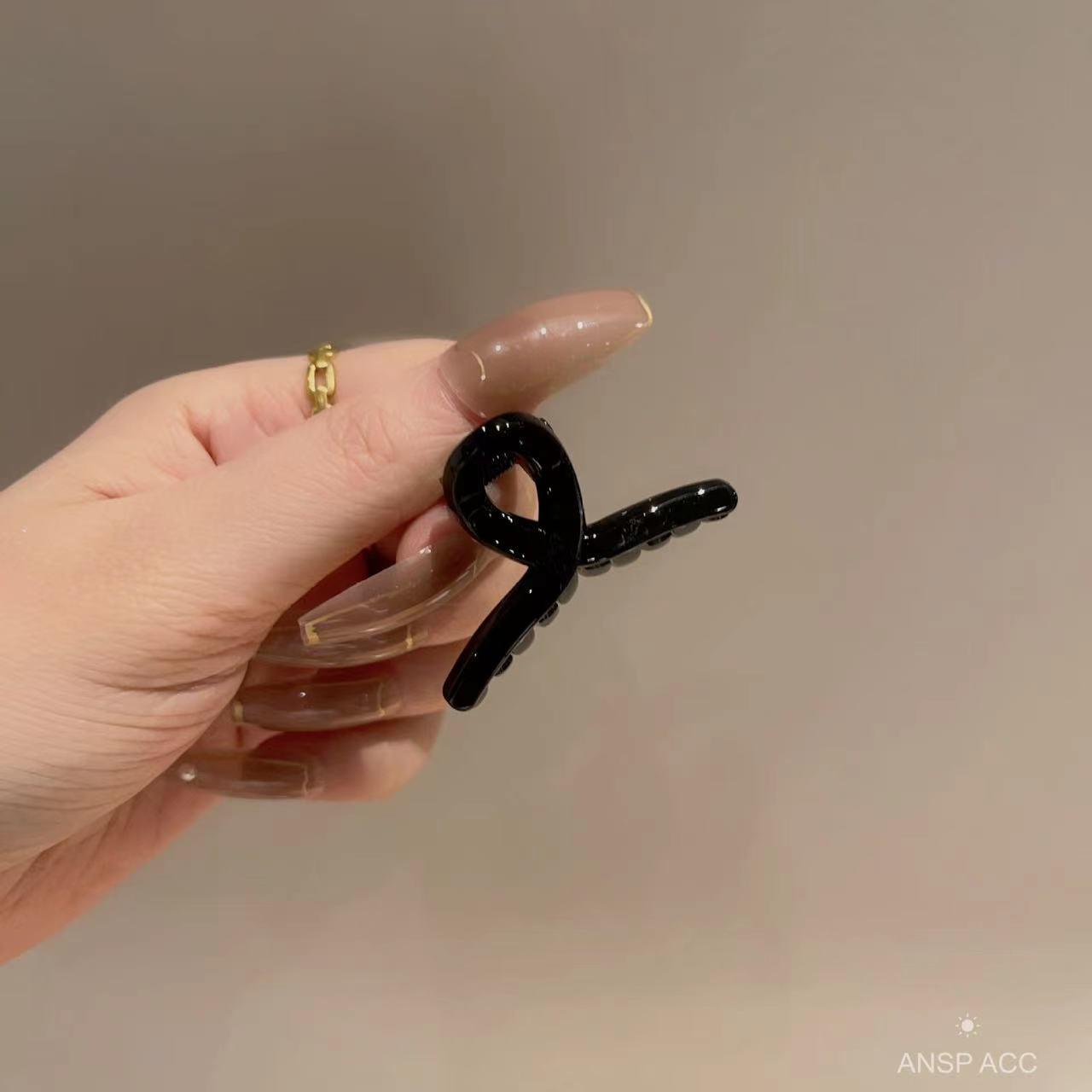 

Большая заколка для волос в виде акулы 11 см - Простая темпераментная прическа пучок для женщин