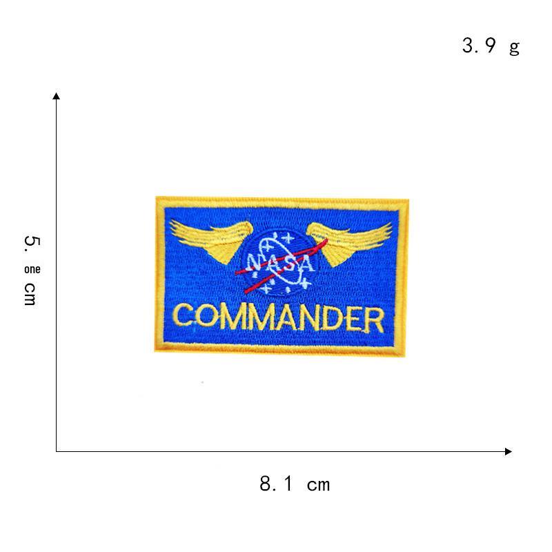 

DIY вышивка-патч «Астронавт на планете» - Термонаклейка для одежды