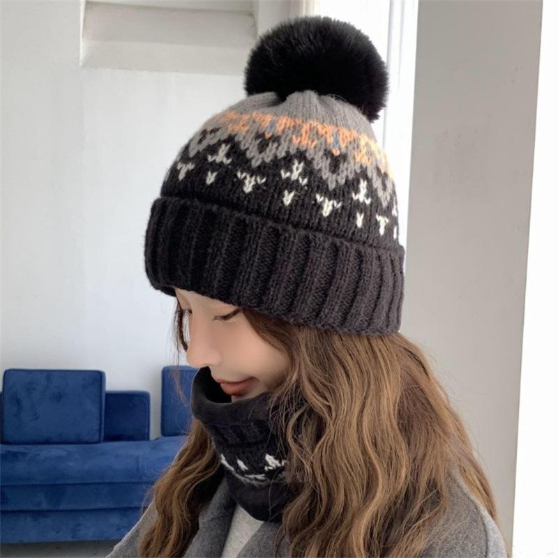 Hat Women's Winter Warm Thickened Versatile Wool Hat Casual Fashion Hairball Knitted Hat Personalized Pullover Hat Women's Tide