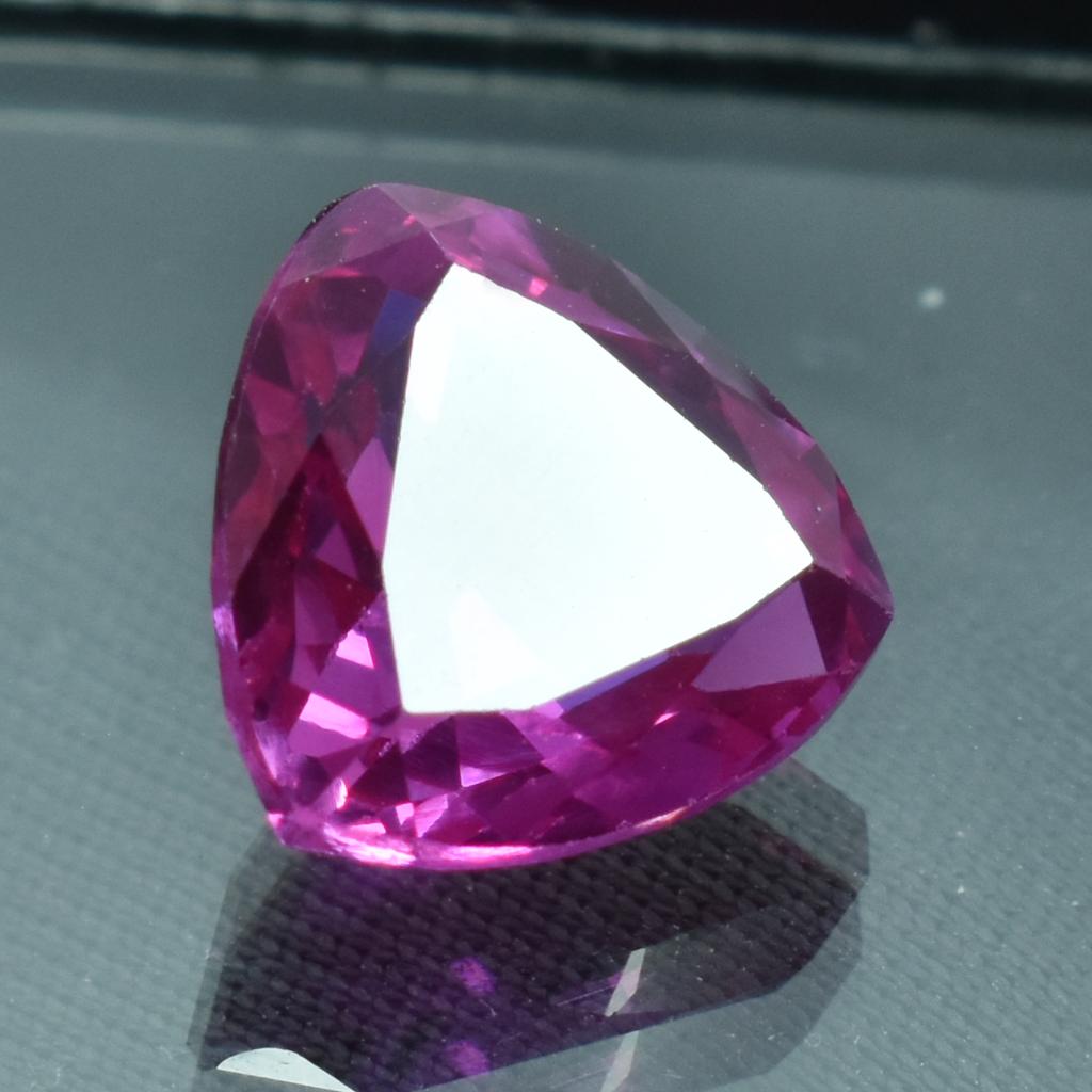 Natural Trillion Shape 4.55 Carat Pink Ceylon Sapphire CERTIFIED Loose Gemstone