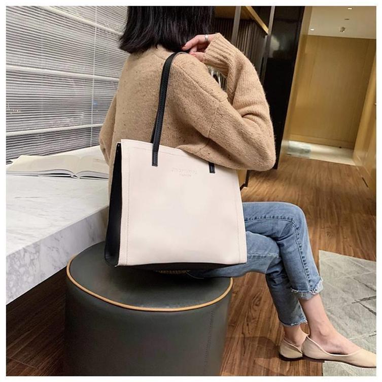 Женская однотонная большая вместительная сумка-тоут для отдыха из искусственной кожи — фото 5