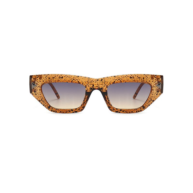 Comfortable Durable High Quality Designer Style Retro High End Stylish Riveted Female For Both Male Sun Glasses