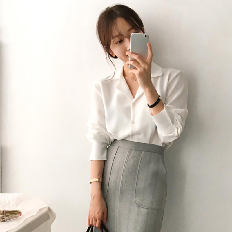 Ladies' Shirt White Chiffon Shirt Women's Professional Clothing Tops Design Sense Niche Long-sleeved V-neck Shirt Temperament Elegant Fashion Top