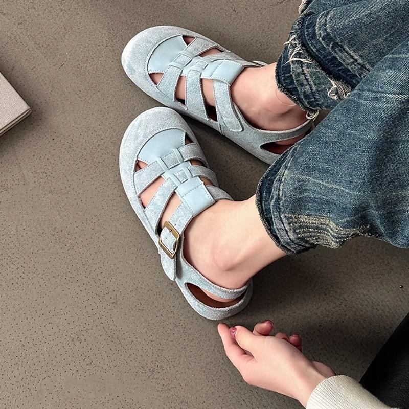 Platform Shoes Roman Sandals Women's Shoes Spring and Summer New Versatile Flat-bottomed Slippers Beach Pig Cage Shoes