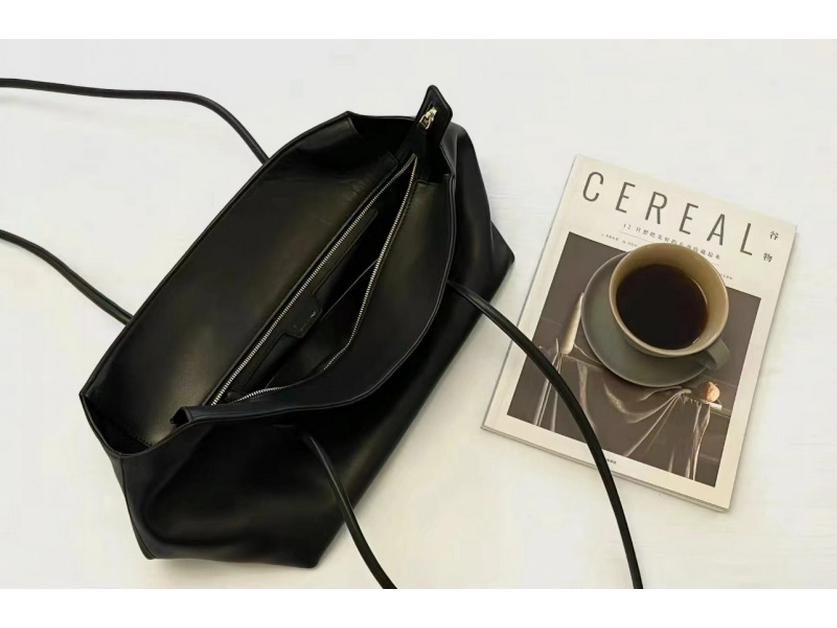 Minimalist Genuine Leather Shoulder Tote - Large Capacity, Premium Commuter Handbag