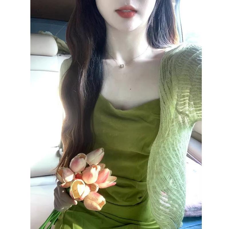 Yunnan Travel Wear Retro Green Suspender Dress Feminine Gentle Temperament Beautiful Unique Waist a Word Long Dress