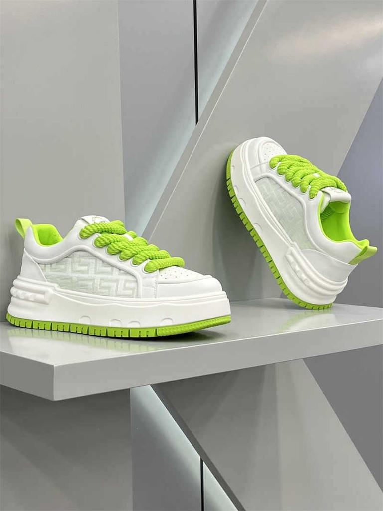 Scarpe primavera e estate nuove scarpe da skate rete di seta ghiacciata traspirante rialzanti casual scarpe sportive