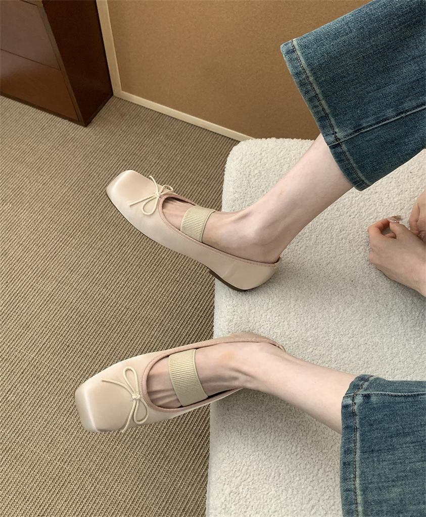 Flat-bottomed French square head small silver single shoes women's shoes 2025 new spring satin ballet gentle