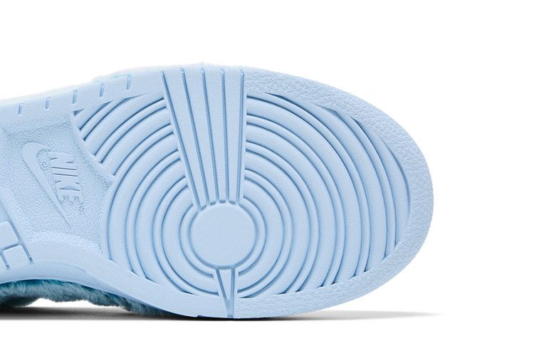 Nike Dunk Low Abominable Snowman (GS)