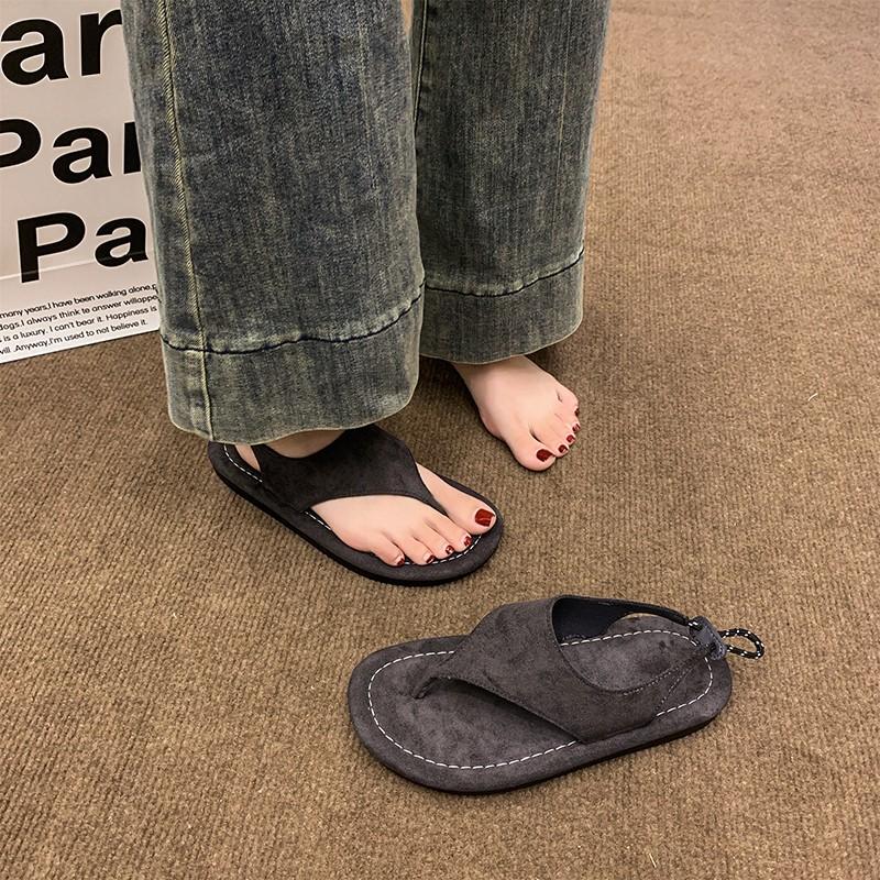 Fashion Women's Flats Sandals Designer Casual Soft Shoes Fashion Clip Toe Slippers Summer 2025 New Flip Flops Beach Sandalias De Mujer