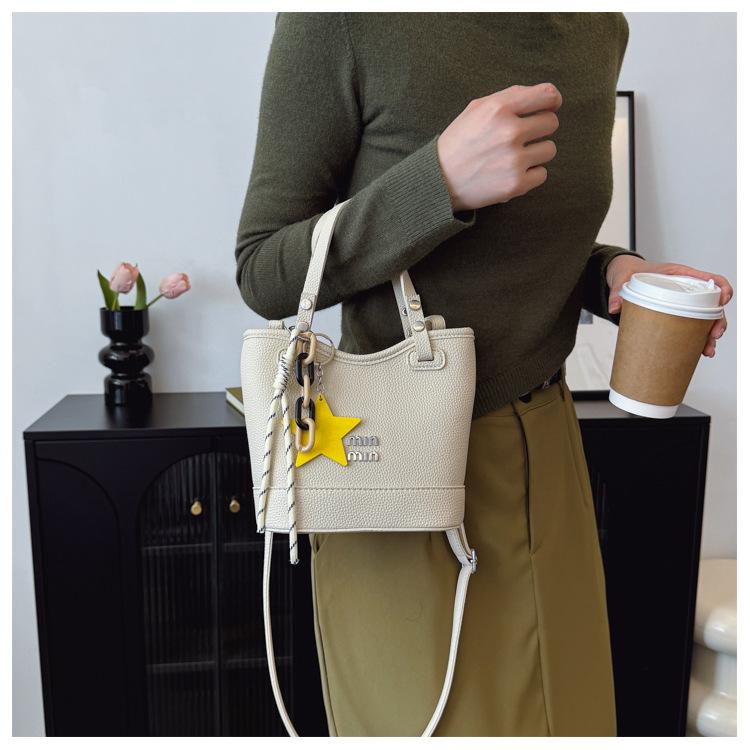 

Новая модная женская сумка-тоут большой вместимости, универсальная сумка через плечо и мессенджер для通勤