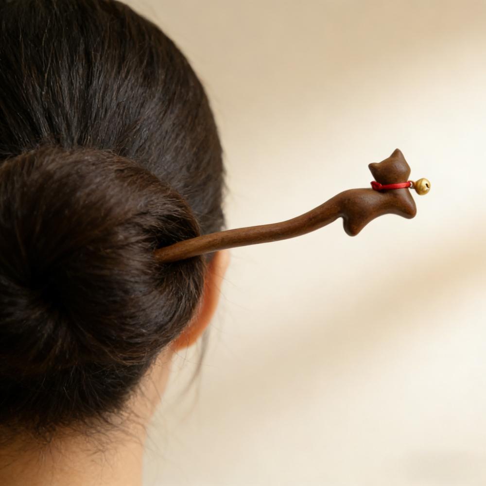 Adorable Chinese-style Hairpin Ancient Wind Gold-threaded Sandalwood Hairpin New Simple Retro Ancient Costume Bell Cat Headwear