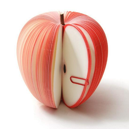 3D Fruit-Shaped Sticky Notes: Apple, Strawberry, Pear Design for Convenient Messages