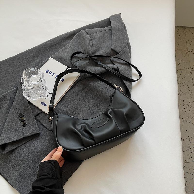 Textured underarm small bag women's 2025 new trendy fashion solid color crescent bag summer simple shoulder bag handbag