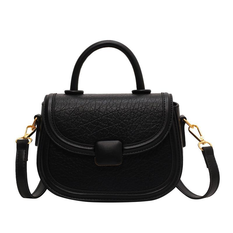 Stylish Pu Material Saddle Bag For Women 2023 Trendy Handbag With Saddle Bag Style