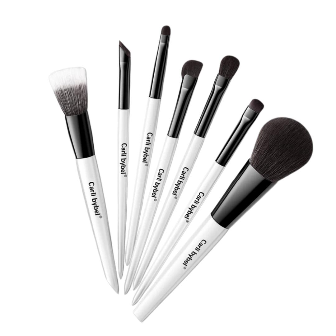 

CARLI BYBEL Makeup Brush Set, Loose Powder Brush, Contouring, Soft Bristle, 7-Pieces білий