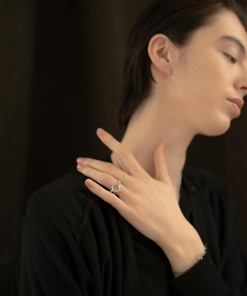 Novice Tokyo Mantel Chain Ring / Silver