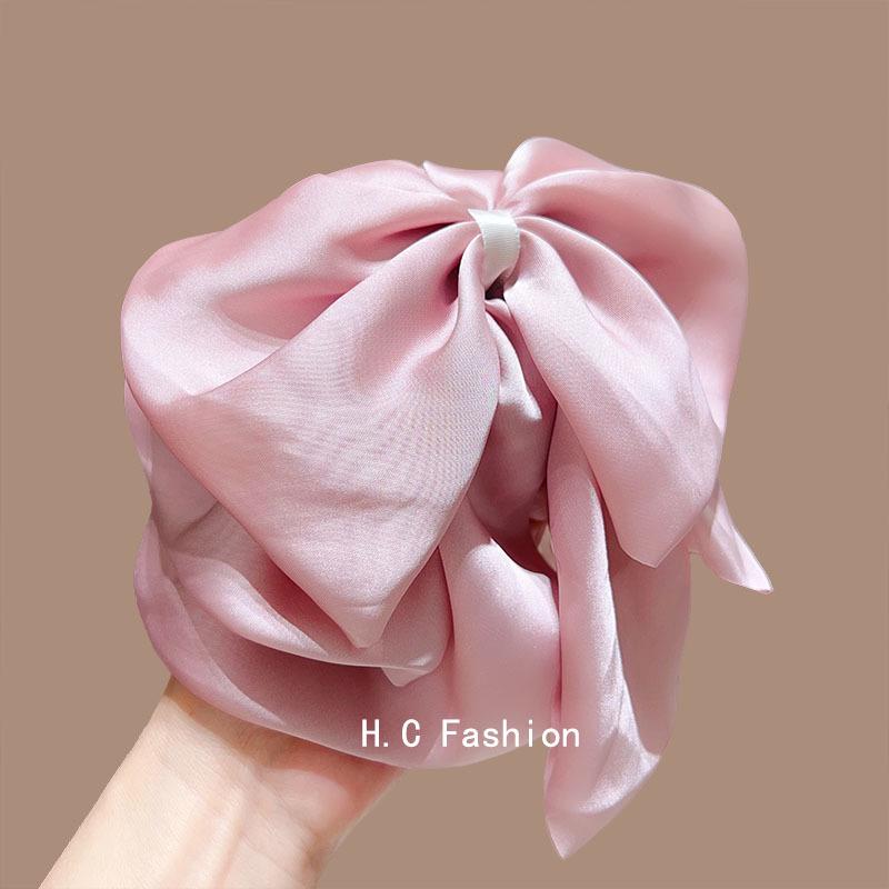 Polka Dot Bow Claw Clip: Elegant Women's Hair Accessory
