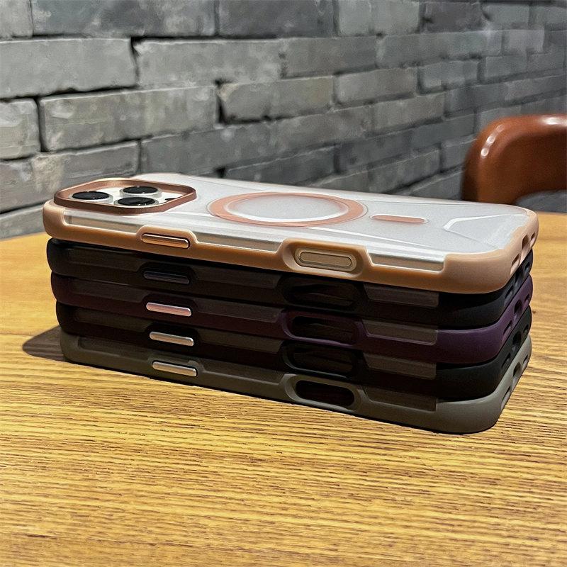 Luxurious Titanium Color Magnetic Phone Case For Iphone 16 Plus 16 15 14 13 Pro Max Premium Anti-drop and Anti-Collision Phone Case