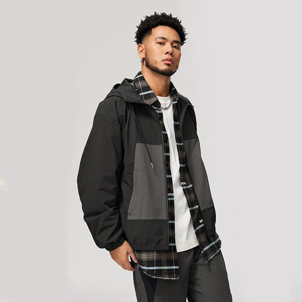 Li Ning Badfive Seria Koszykarska Wiatrówka z Kapturem Męska Odzież Wierzchnia Czarna AFDU211-1