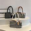 Stylish Korean Large Capacity Tote Bag For Women With Trendy Checkered Design For Spring Summer 2024