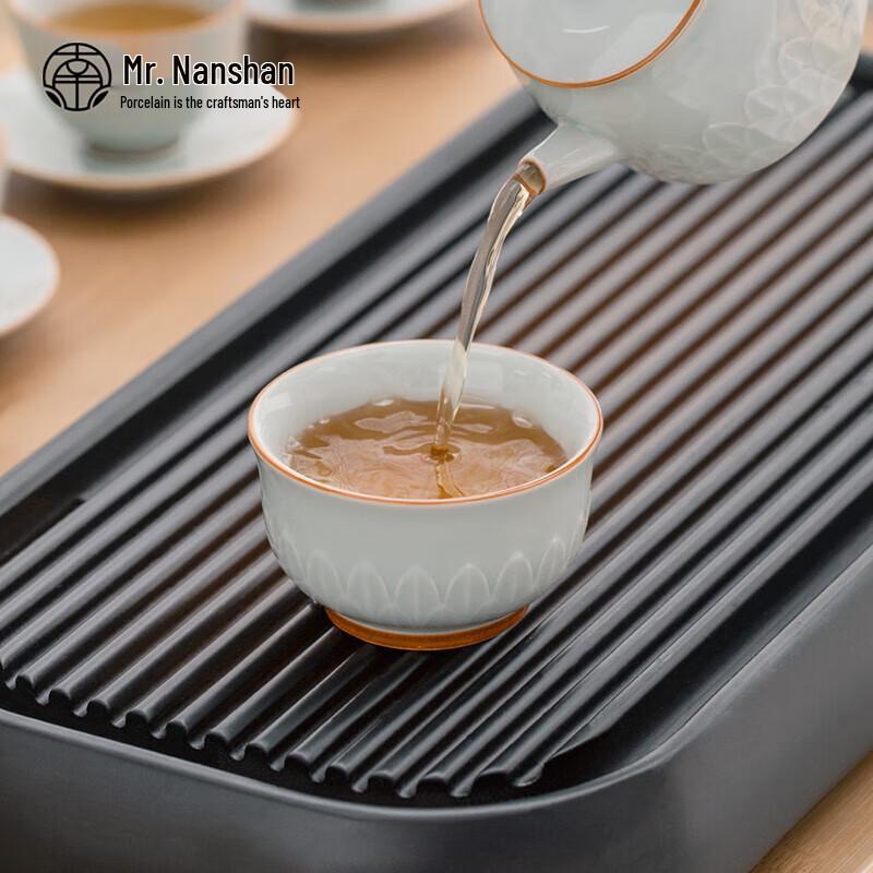 

Nanshan Mr. Ceramic Kung Fu Tea Master Cup