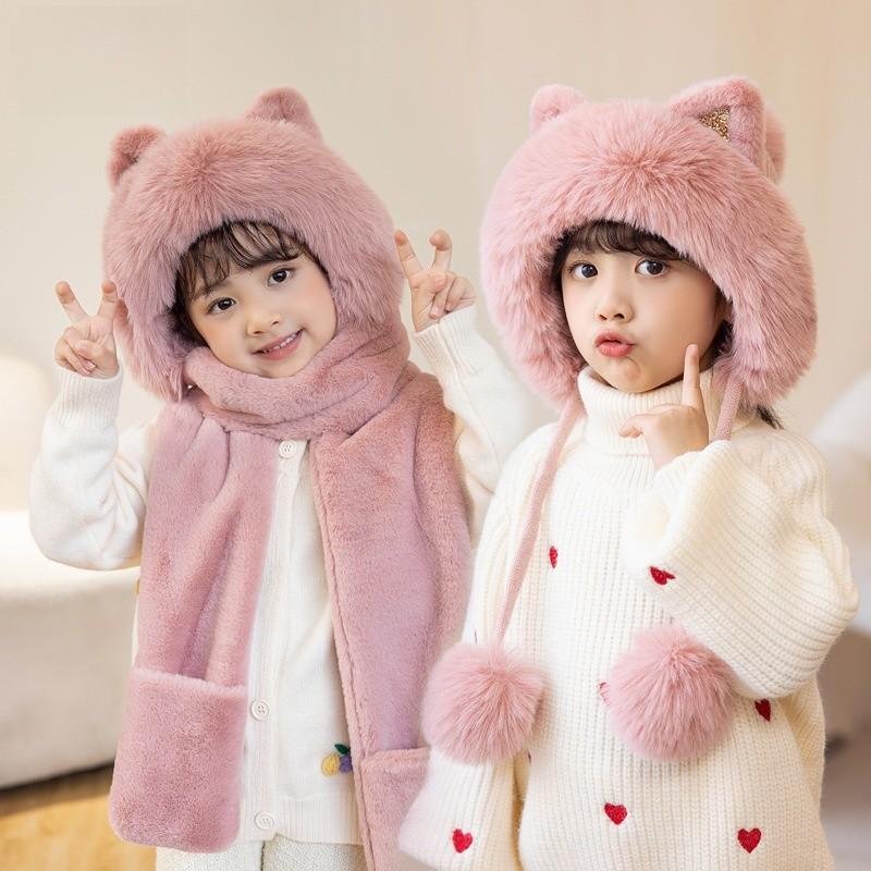 Kleinkind Strickmütze mit Ohrenklappen und Tierdesign für Wärme in kalten Jahreszeiten