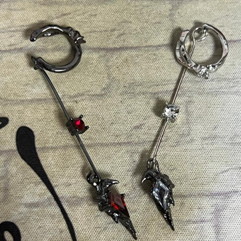 Dark Ear Cuff Animal Jewelry Clip On Goth Style Unisex Ear Accessory For Adults Handmade Eardrop Earhook Pendant
