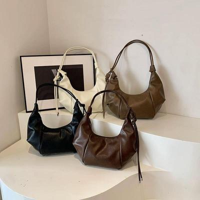 Underarm Bag PU Leather Solid Color Crescent Bag for Women Adjustable Strap Handbag Zipper Hobo Bag for Work Travel AVE