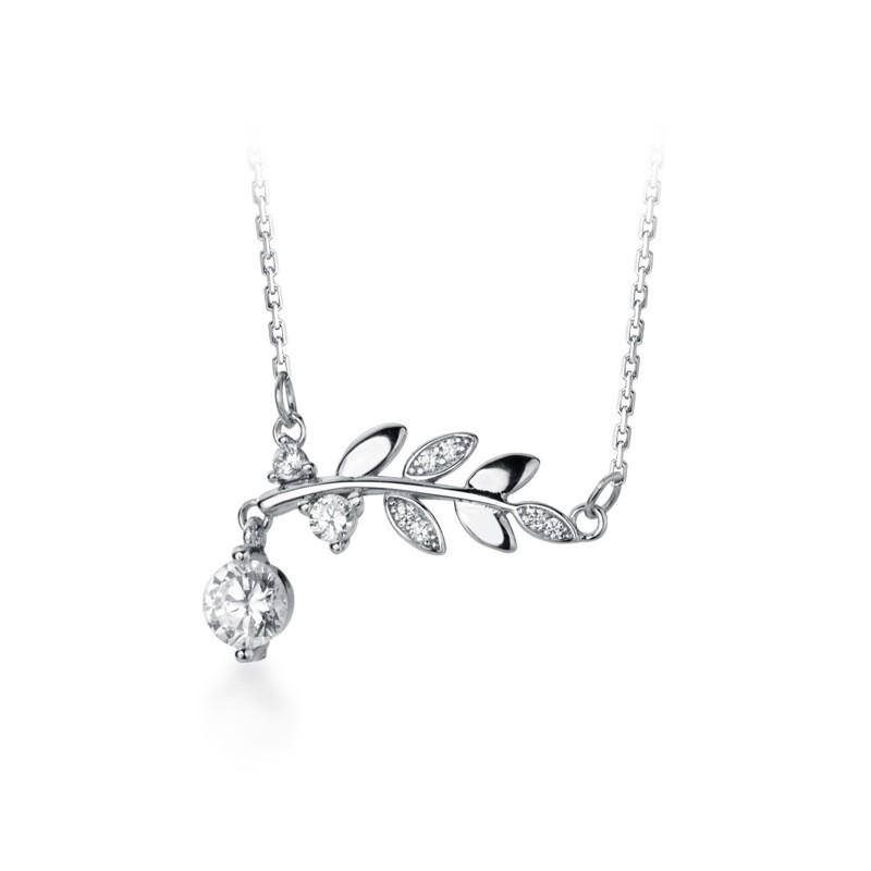 ANENJERY Zircon Leaf Shape Pendant Necklace for Women Sweet Simple Delicate Collarbone Chain Jewelry Collar Choker