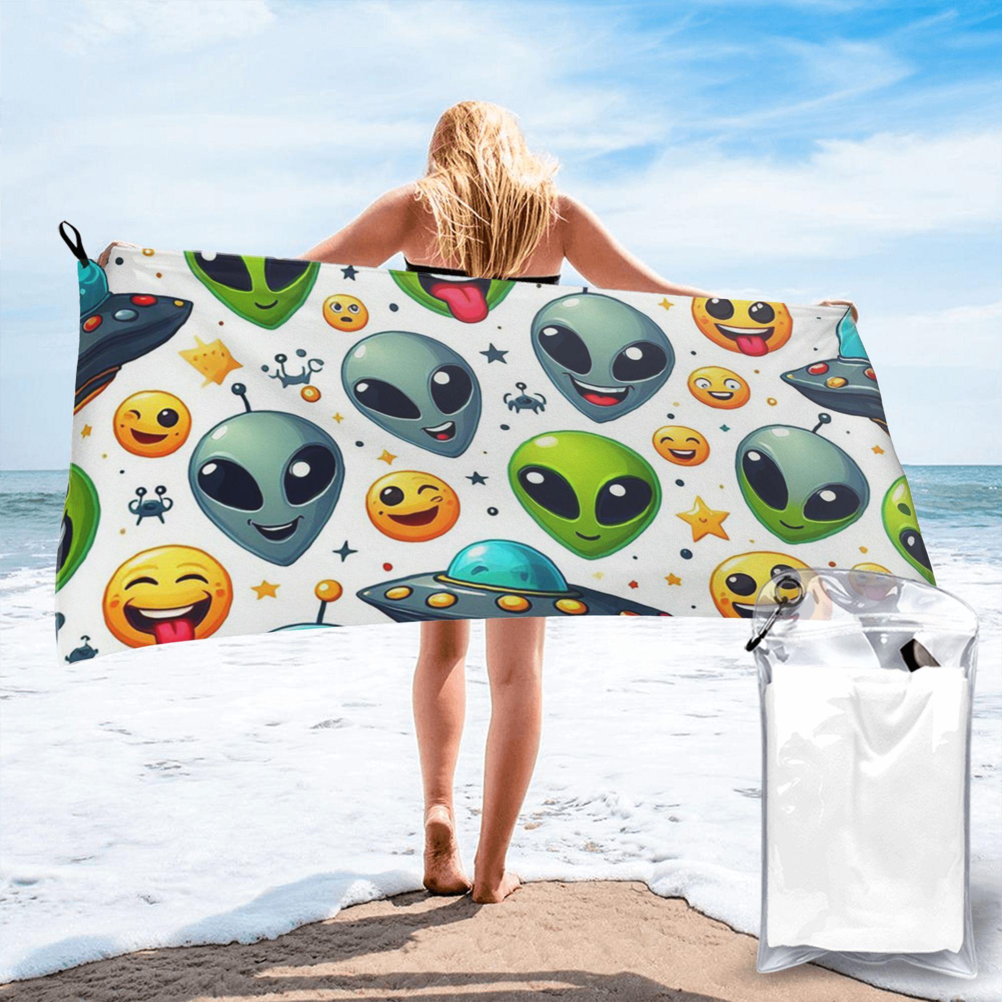

green alien and UFO pattern Beach Towel Soft Microfiber Quick Dry Absorbent Quick Towels For Bath W30*H60(CM)