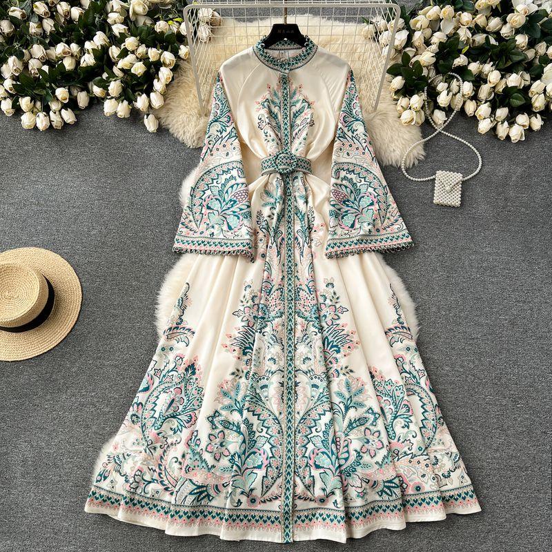

Spring New Arrival French Style Vintage Court Style Print Dress Women s Fancy Loose Fitted Waist Flare-Sleeve Dress Beige M