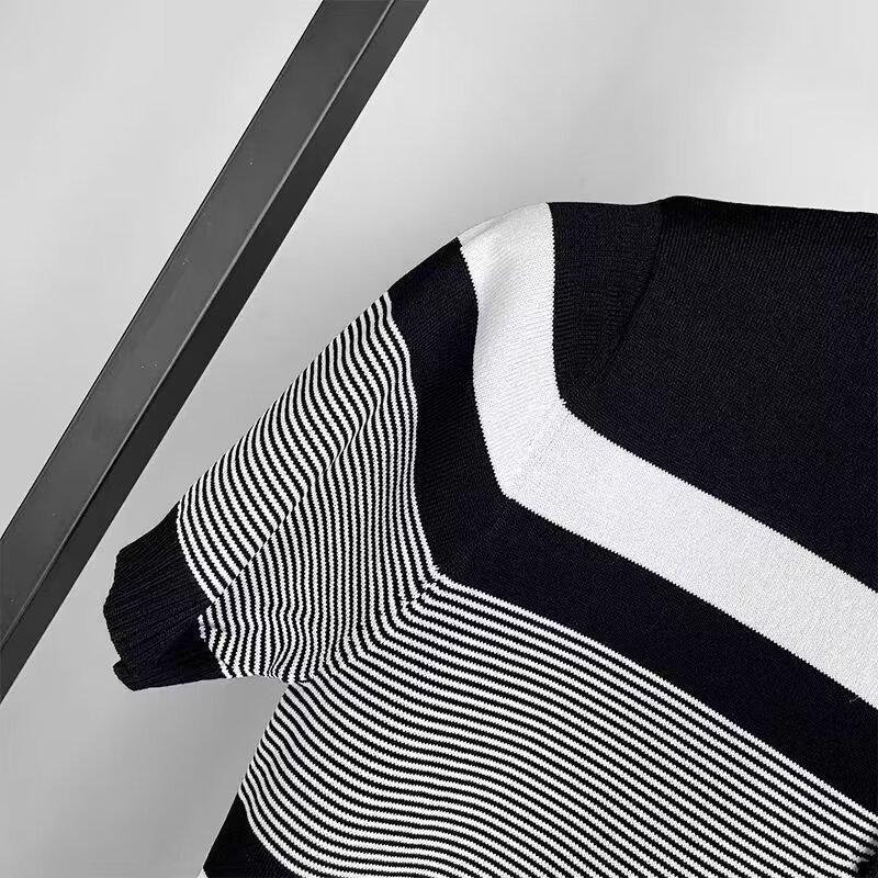 Herren Sommer Slim Gestreiftes Kurzarm-Poloshirt - Trendiges, lässiges Strick-T-Shirt mit Revers in Kontrastfarbe