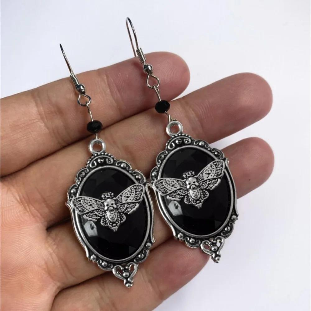 Gothic Retro Sliver Color Geometry Oval Lacework Relief Moth Skull Dangle Earrings for Women Hallowmas Mysterious Witch Jewelry