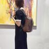 Fashionable, Simple and Large-capacity Top-grain Leather Backpack for Women, A High-end Commuting Backpack for Women