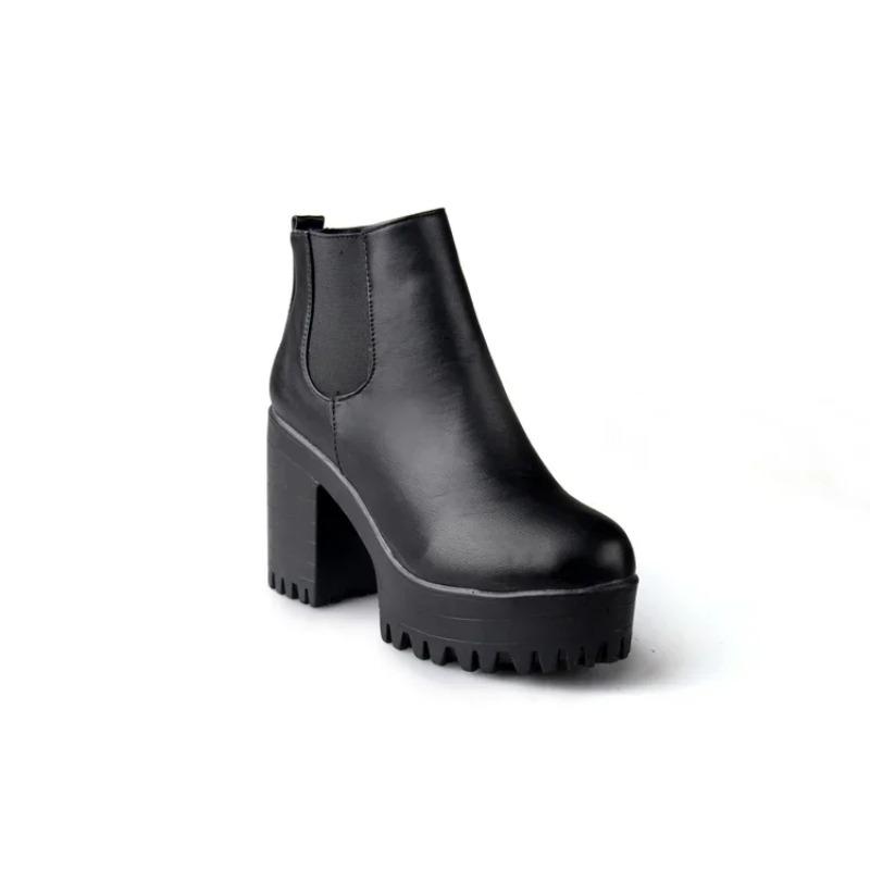 

Autumn/Winter New Women S Short Boots, Coarse Heel, European And American Women S Shoes With Velvet 40