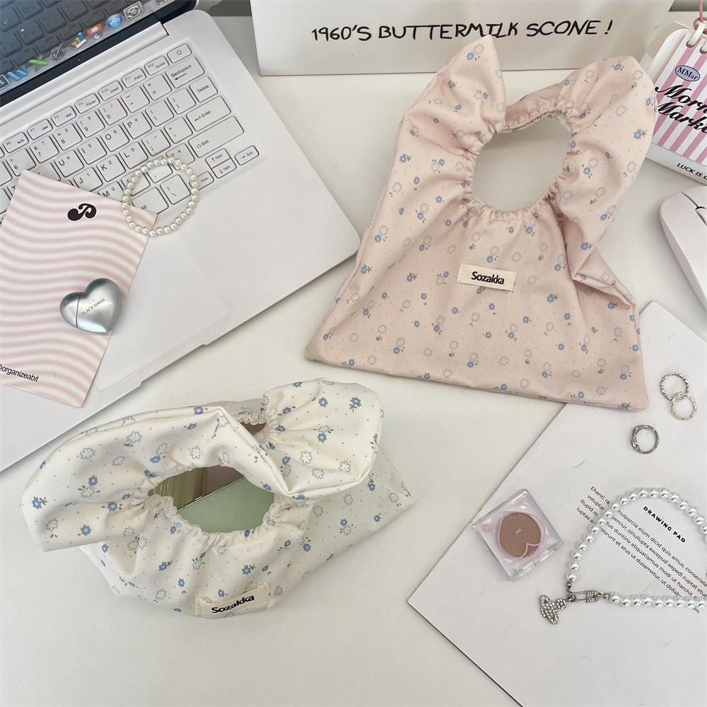 Girl pleated commuter wrist bag small fresh woman hand carry canvas shopping bag handbag