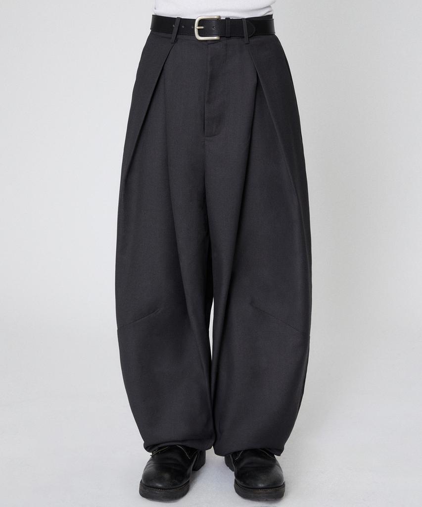 Seuweideu One Tuck Slacks [Gray]