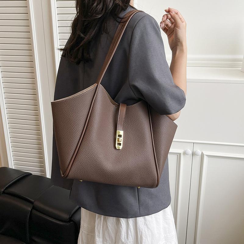 Large-capacity Simple Handbag Bag Women's New Fashion Contrasting Color Shoulder Underarm Bag Commuter Tote Bag