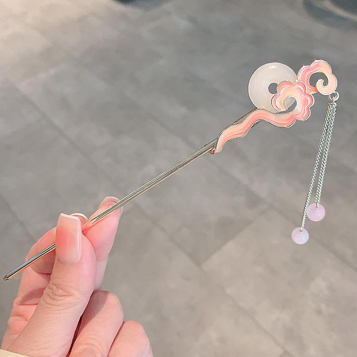 Four Seasons Chinese Tassel Hairpin: Ancient Style Hanfu with Fresh Pearl and Jiangnan Classical Cheongsam Hair Accessory