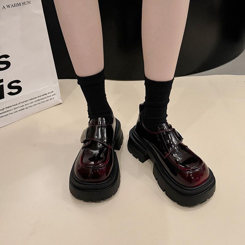 

Весенние туфли для девочки с большой головой, новые, с юбкой, на платформе, женские, с увеличенной высотой, маленькие кожаные туфли Мэри Джейн 40 красный