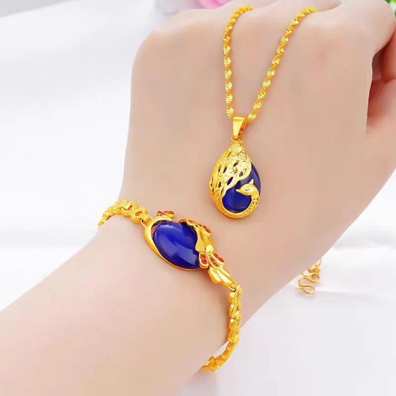 European Gold-Plated Women's Necklace & Bracelet Set with Cat's Eye Peacock Pendant Jewelry