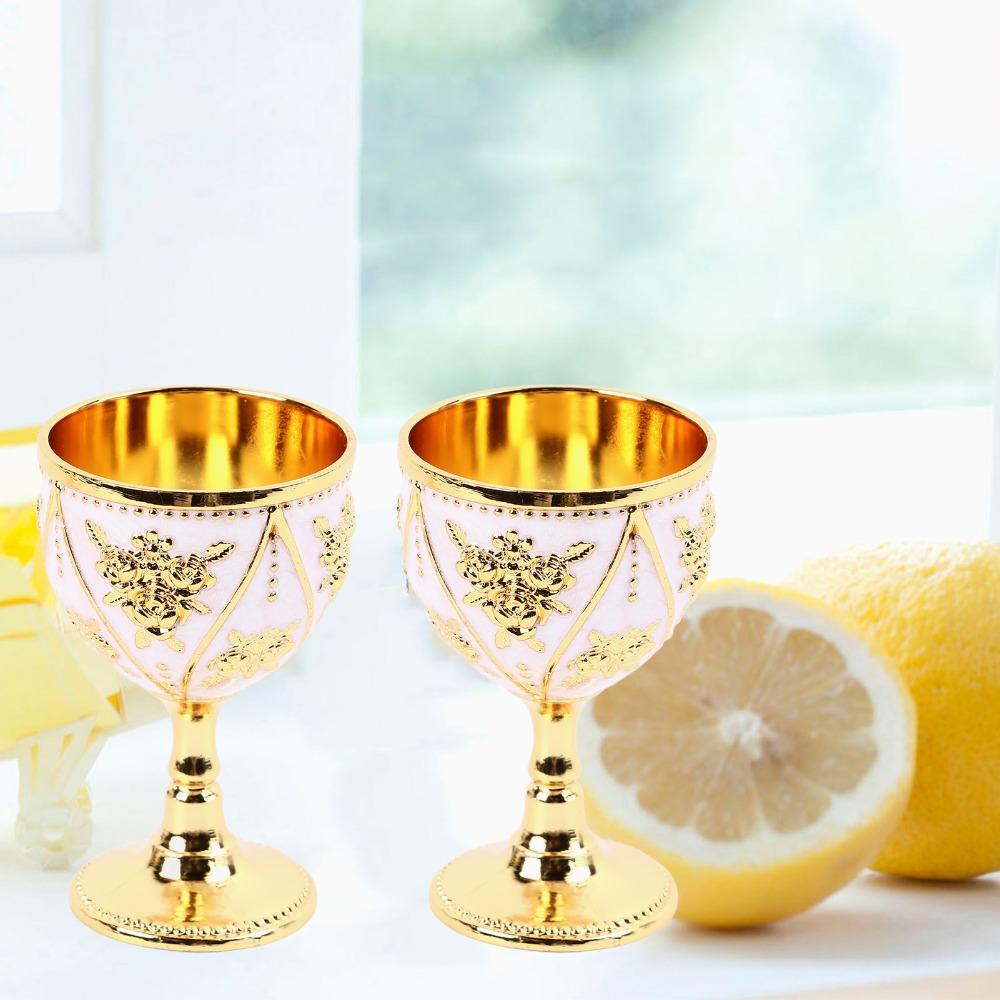 2pcs Zinc Alloy Vintage Metal Wine Cup 30ml 3D Relief Mini Goblet Chalice Gold Metal Embossed Wine Cup For Liqueur