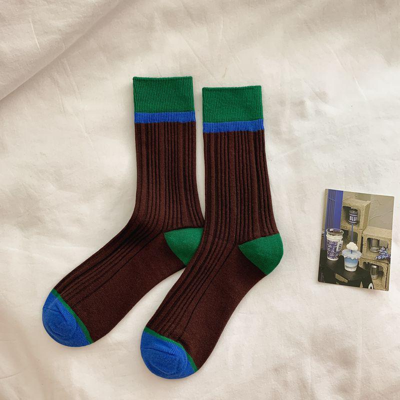 

Хлопковые носки средней длины в стиле знаменитостей: Модные, универсальные, впитывающие пот и подходящие по цвету для ношения в любое время года. One Size кофейный