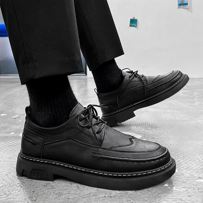 

Men s 2025 new summer Korean version low-top leather shoes, youth outdoor casual shoes, fashion lace-up small leather shoes 44